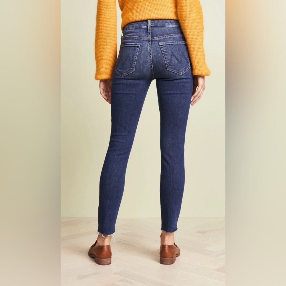 NWT Mother High Waisted Looker Ankle Fray Jeans in Shade Close to the Edge sz 26